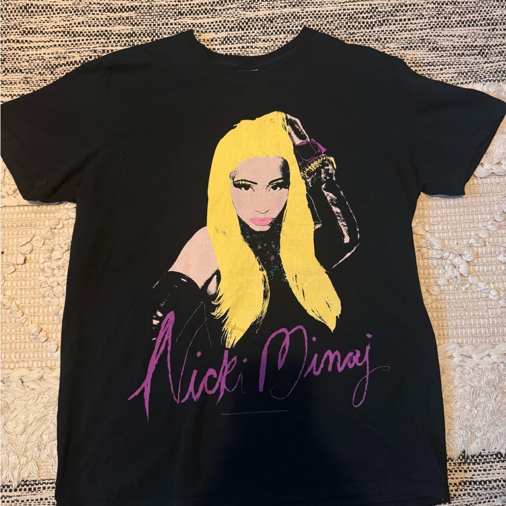 Nicki Minaj (Vintage Tee)